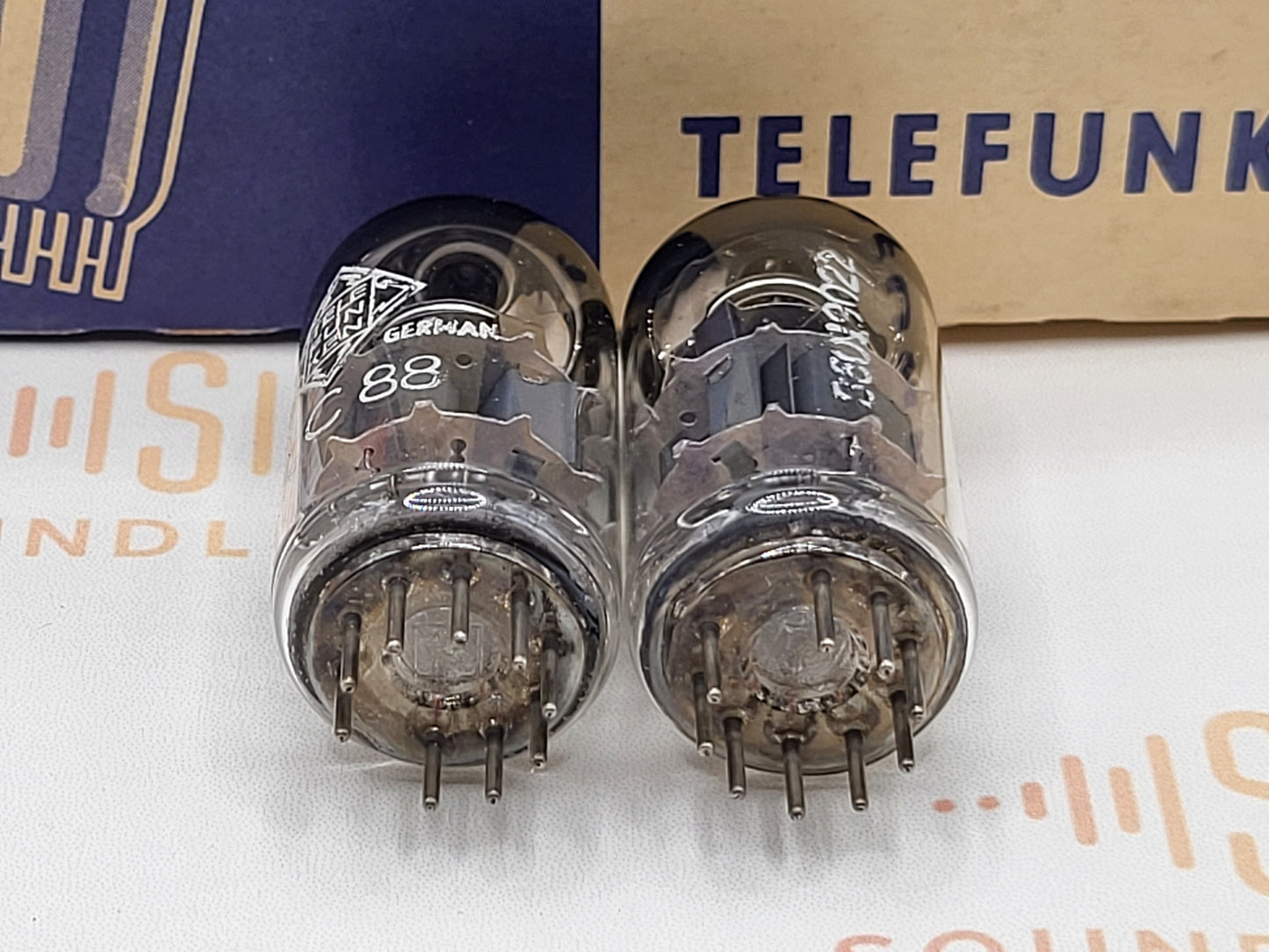 Telefunken PCC88 7DJ8 ◇ Bottom