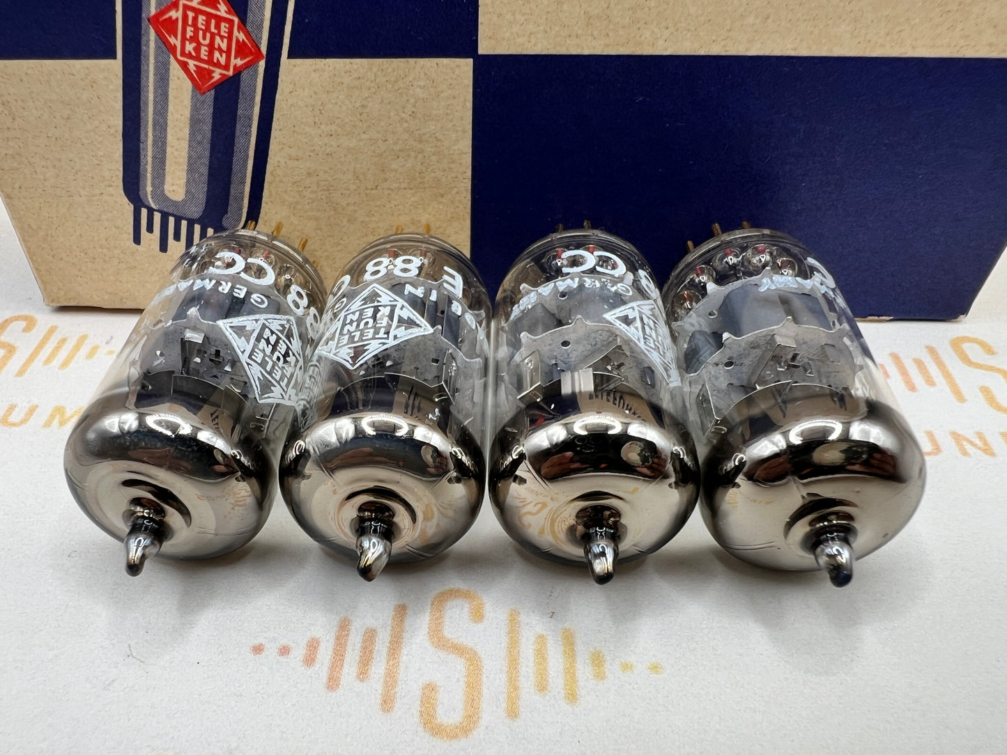 Telefunken E88CC 6922 ◇ Bottom