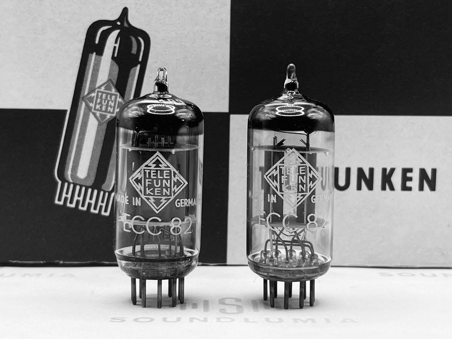 Telefunken ECC82 12AU7 Ribbed Plates Pre ◇ Bottom - Berlin