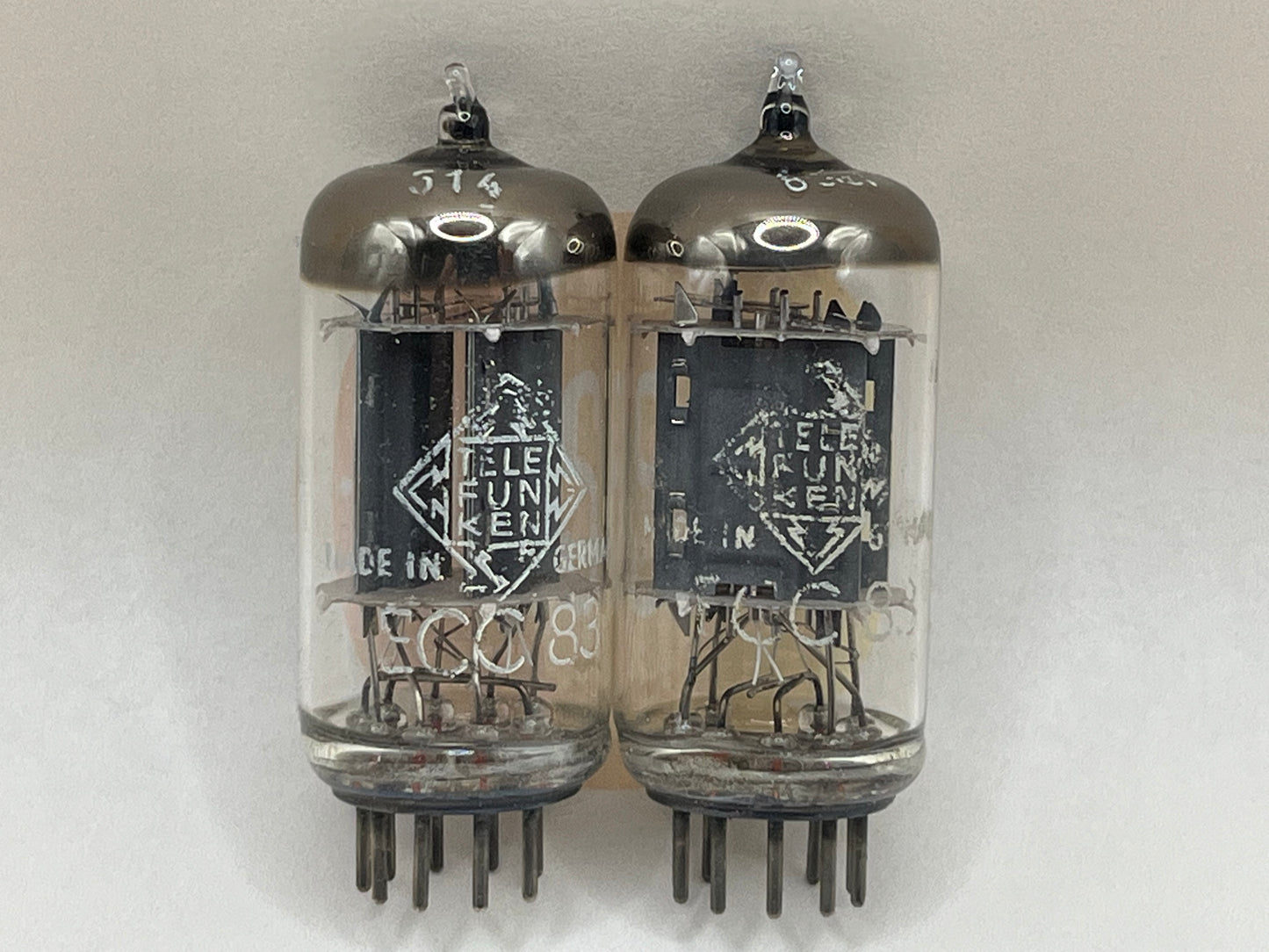 Telefunken ECC83 12AX7 Rippenplatten passendes Paar - Berlin 1959 gleicher Code - NOS
