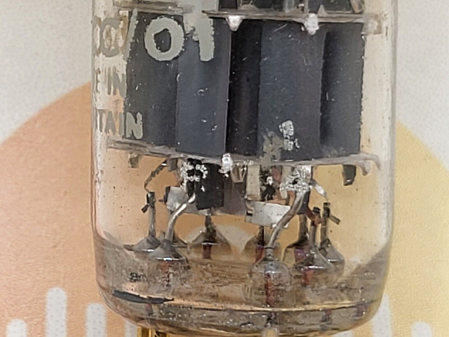 1x Mullard E88CC/01 (Mil. Spec E88CC) GEC-Etikett aus zerknittertem Glas – Mitcham '61