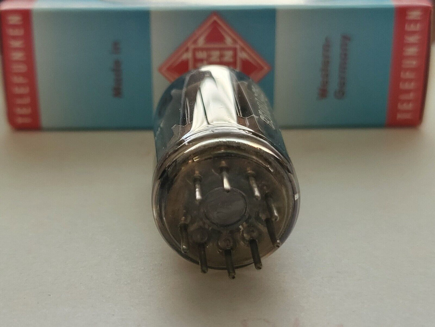 1x Telefunken ECC82 Green Tip - 17mm glatte Platten ◇ unten - Berlin 1961