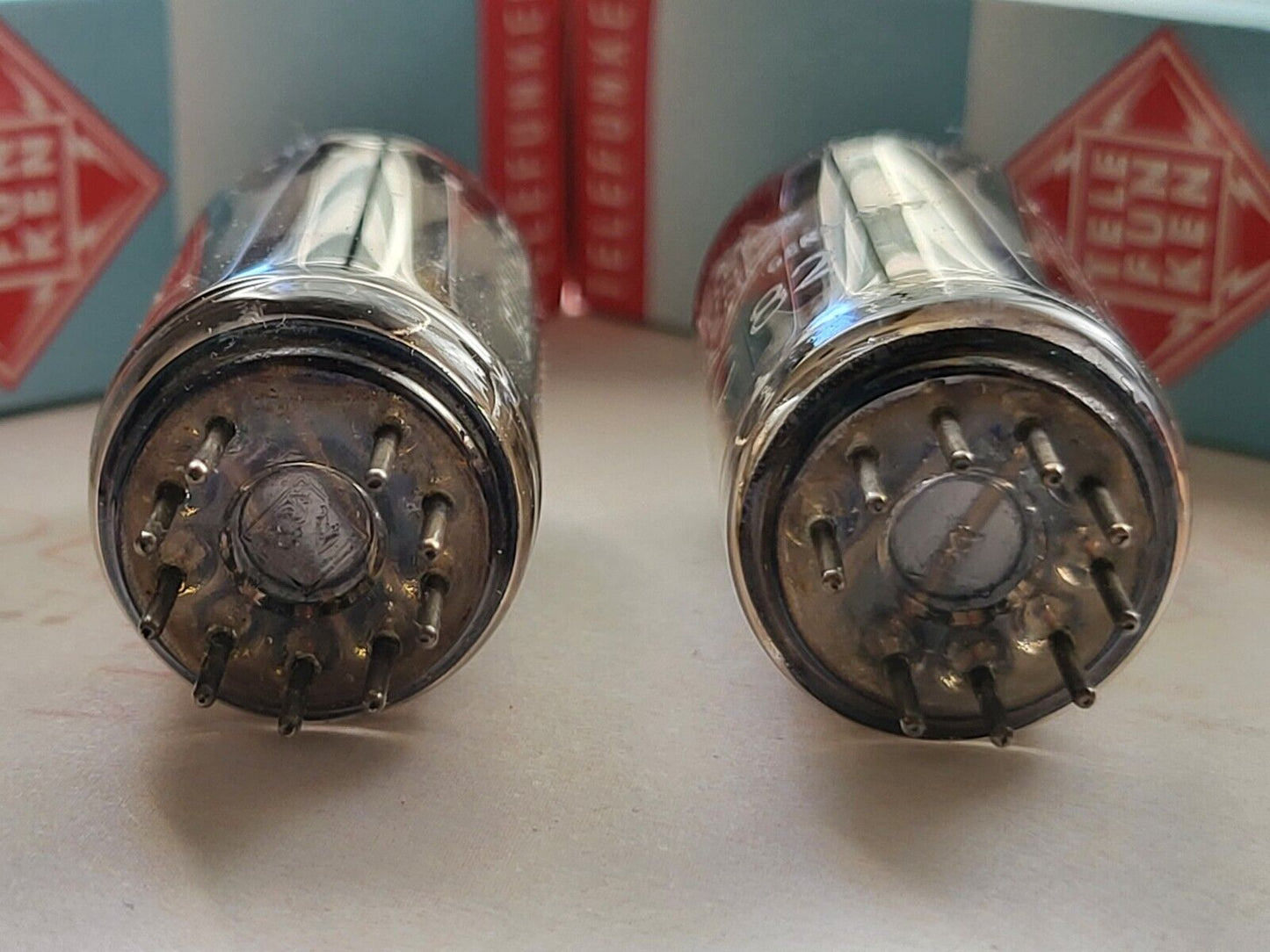 Telefunken ECC82 Matched Pair - 17mm Long Smooth Plates ◇ Bottom - Berlin 1961