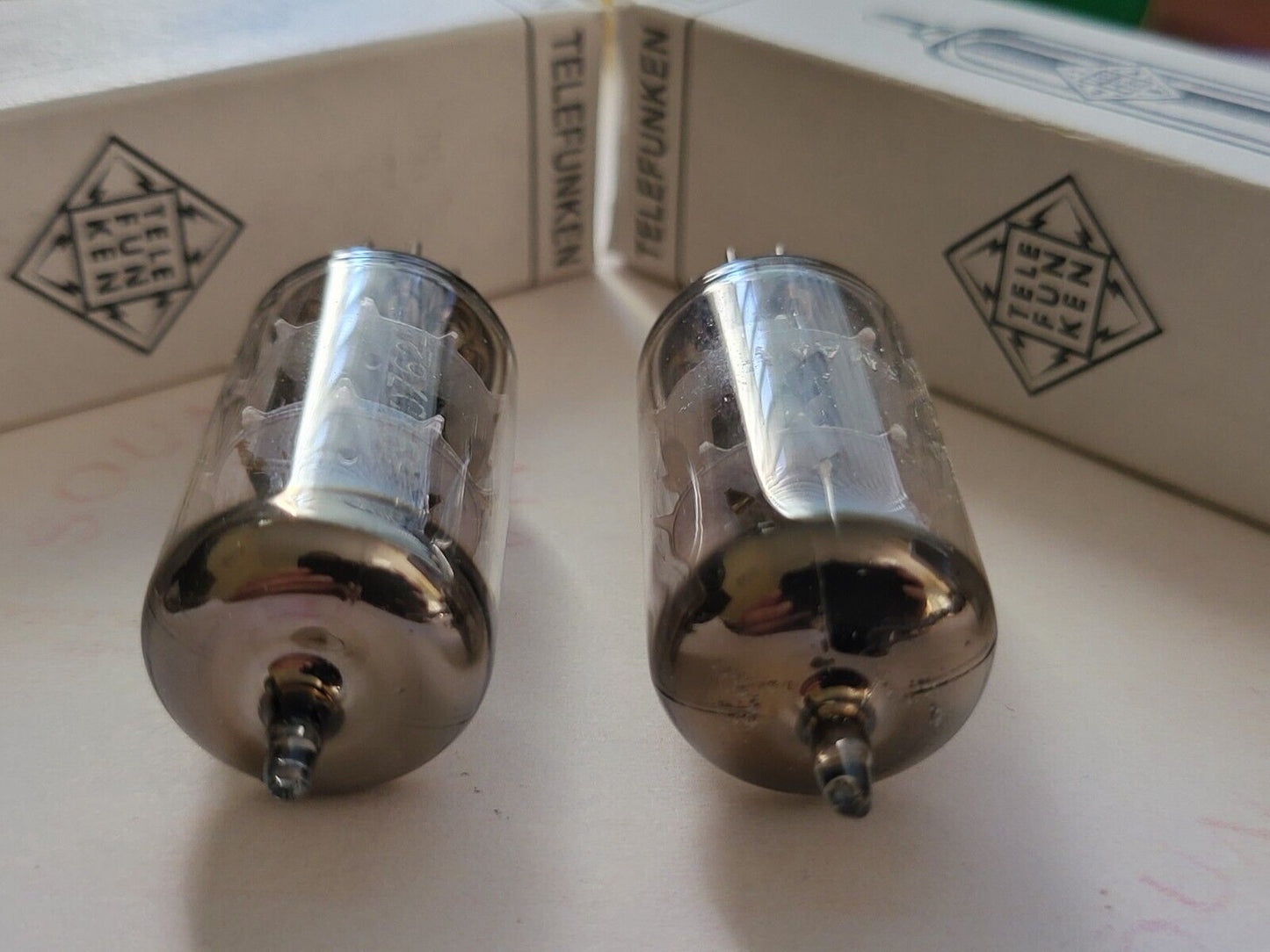 Telefunken ECC81 12AT7 Matched Pair - ◇ Bottom - Berlin 1965/67 - NOS