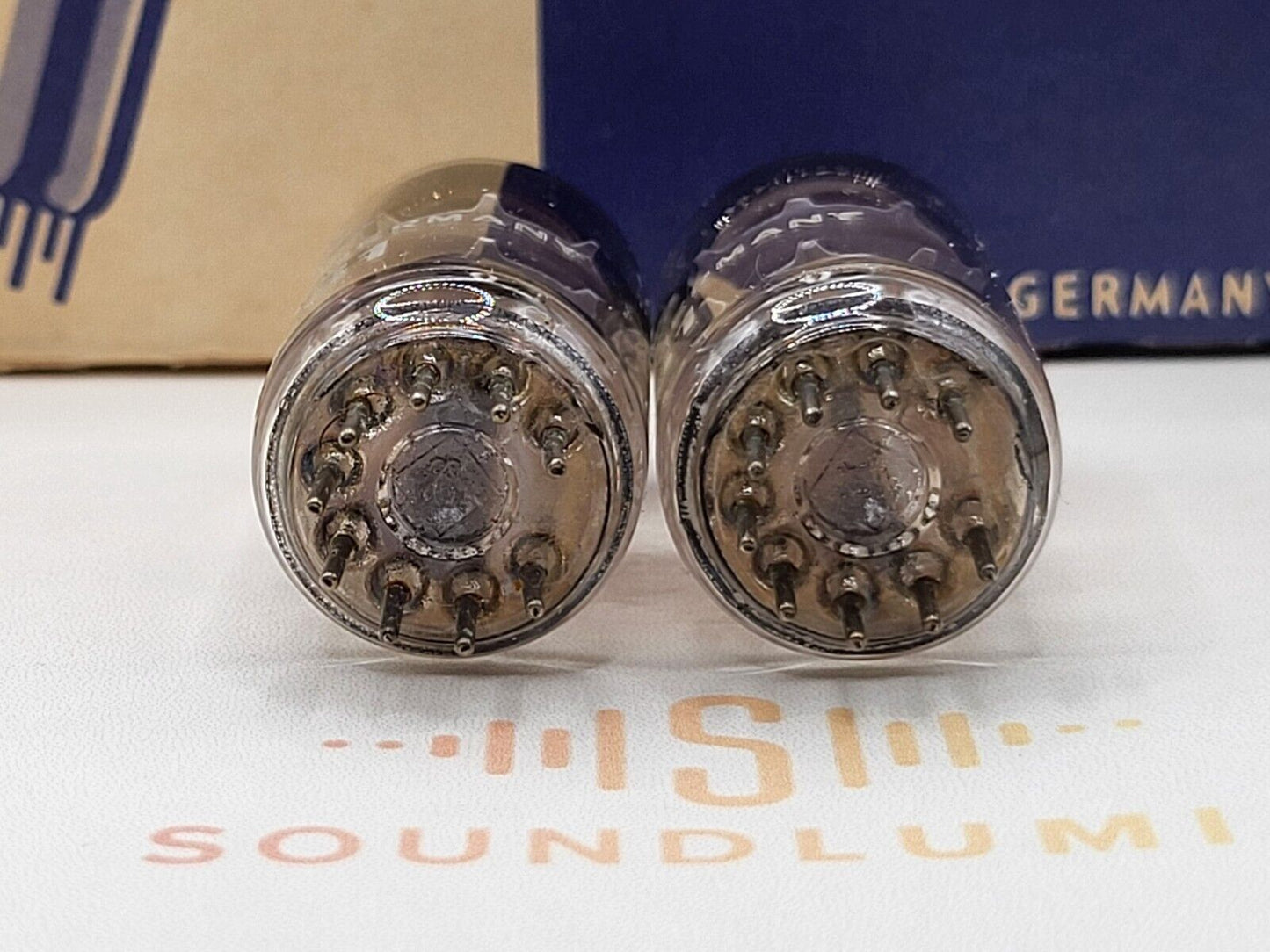 2x Telefunken ECC81 12AT7 ◇ Unten - Berlin '60 - Gleicher Code - Stark