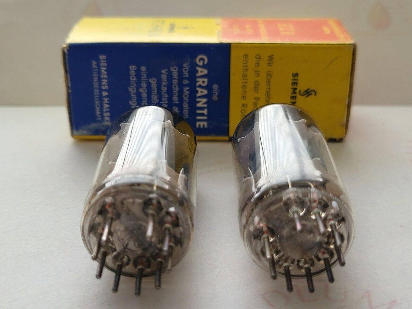 2x Siemens ECC83 12AX7 Röhren - 17mm lange Platten - München - mC6 ‡8K/‡0B - Stark