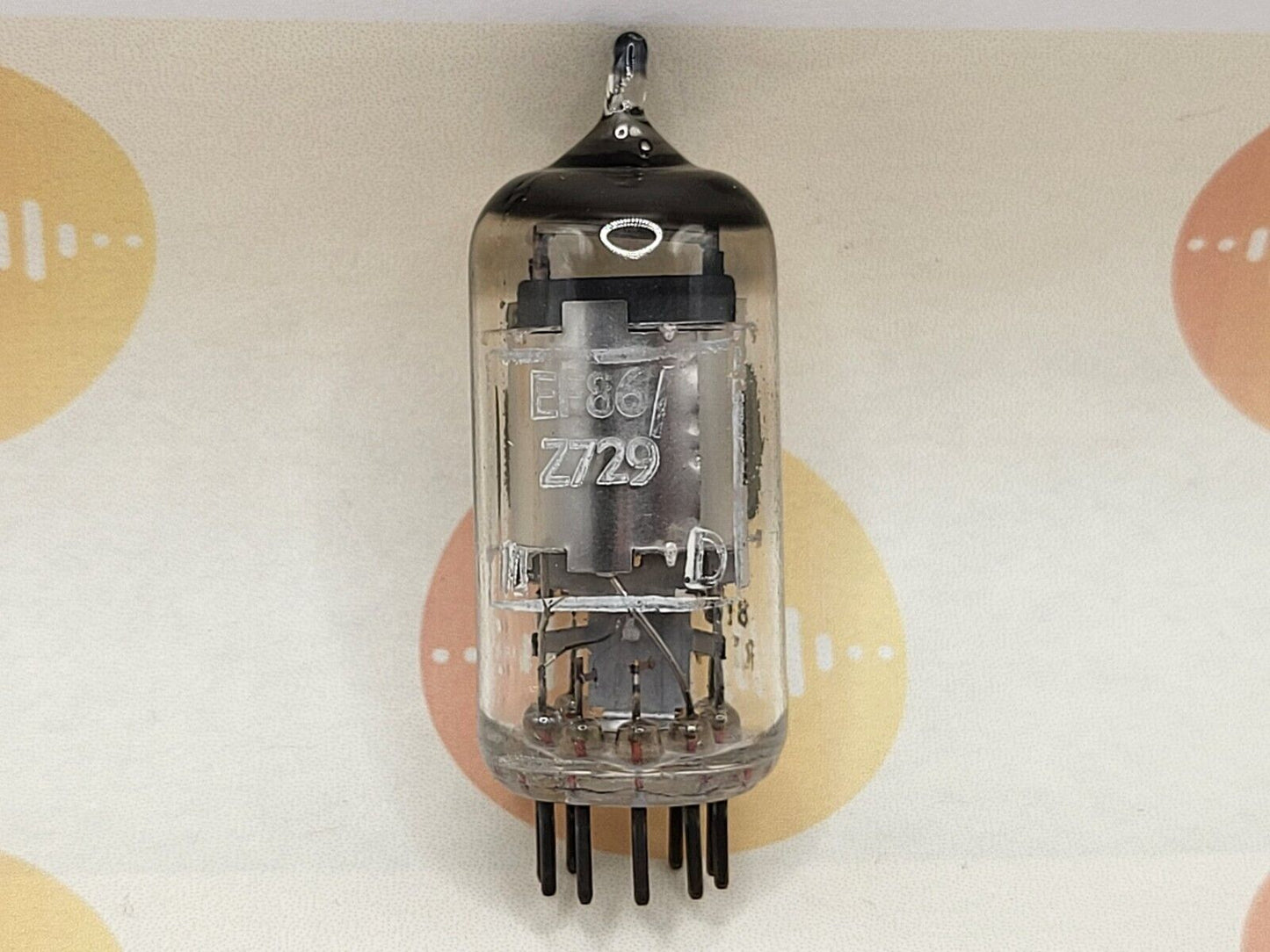 1x Mullard Z729 = EF86 O-getter - G.E.C. Label - Mitcham 1961 8Y0 - Strong