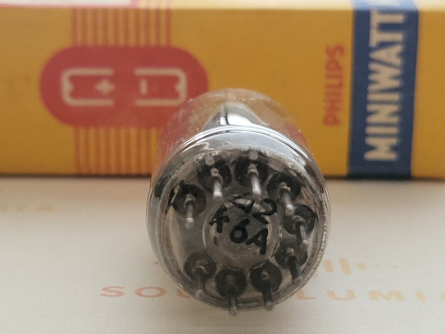 Philips 12AU7 ECC82 Lange Platten Quadrat Getter in Originalverpackung - Holland 1952 K6A