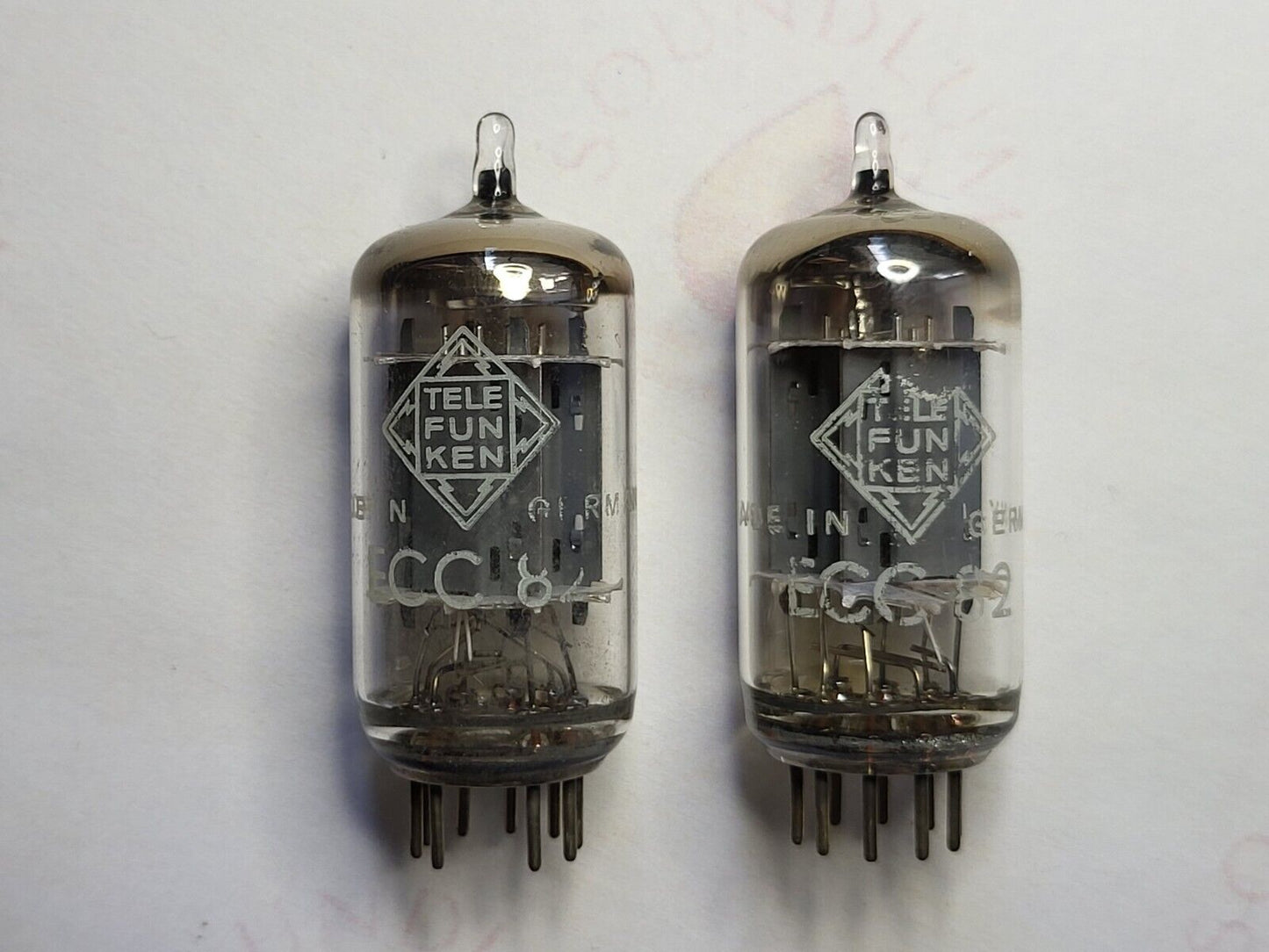 Telefunken ECC82 Matched Pair 17mm Smooth Plates ◇ Bottom - Berlin 1965/66 - NOS