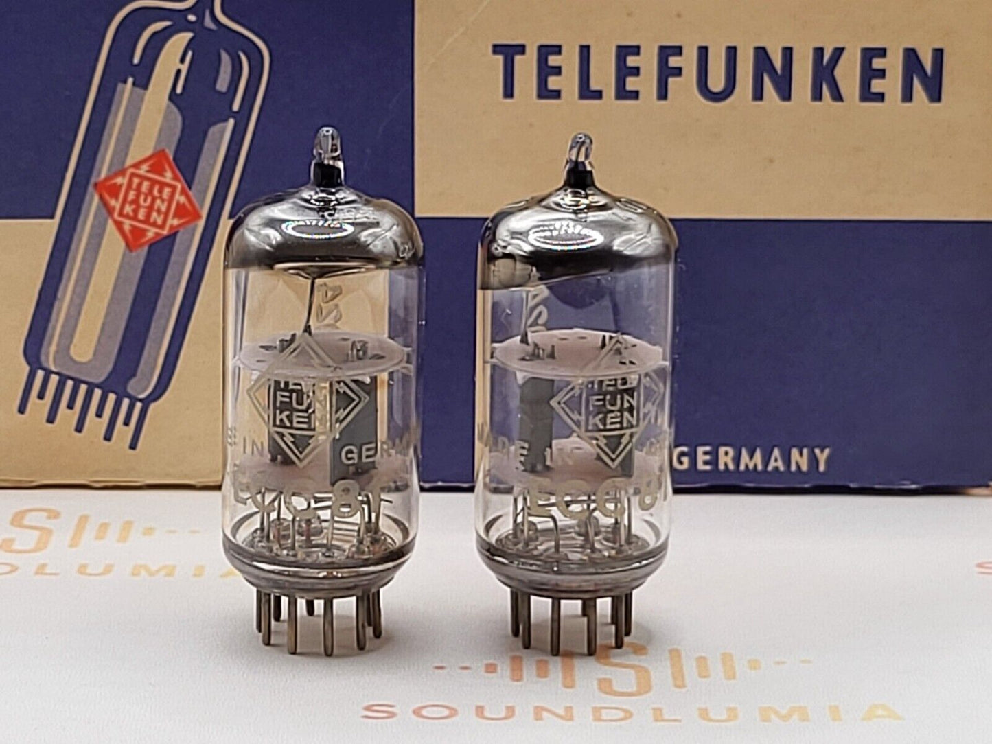 2x Telefunken ECC81 12AT7 ◇ Unten - Berlin '60 - Gleicher Code - Stark