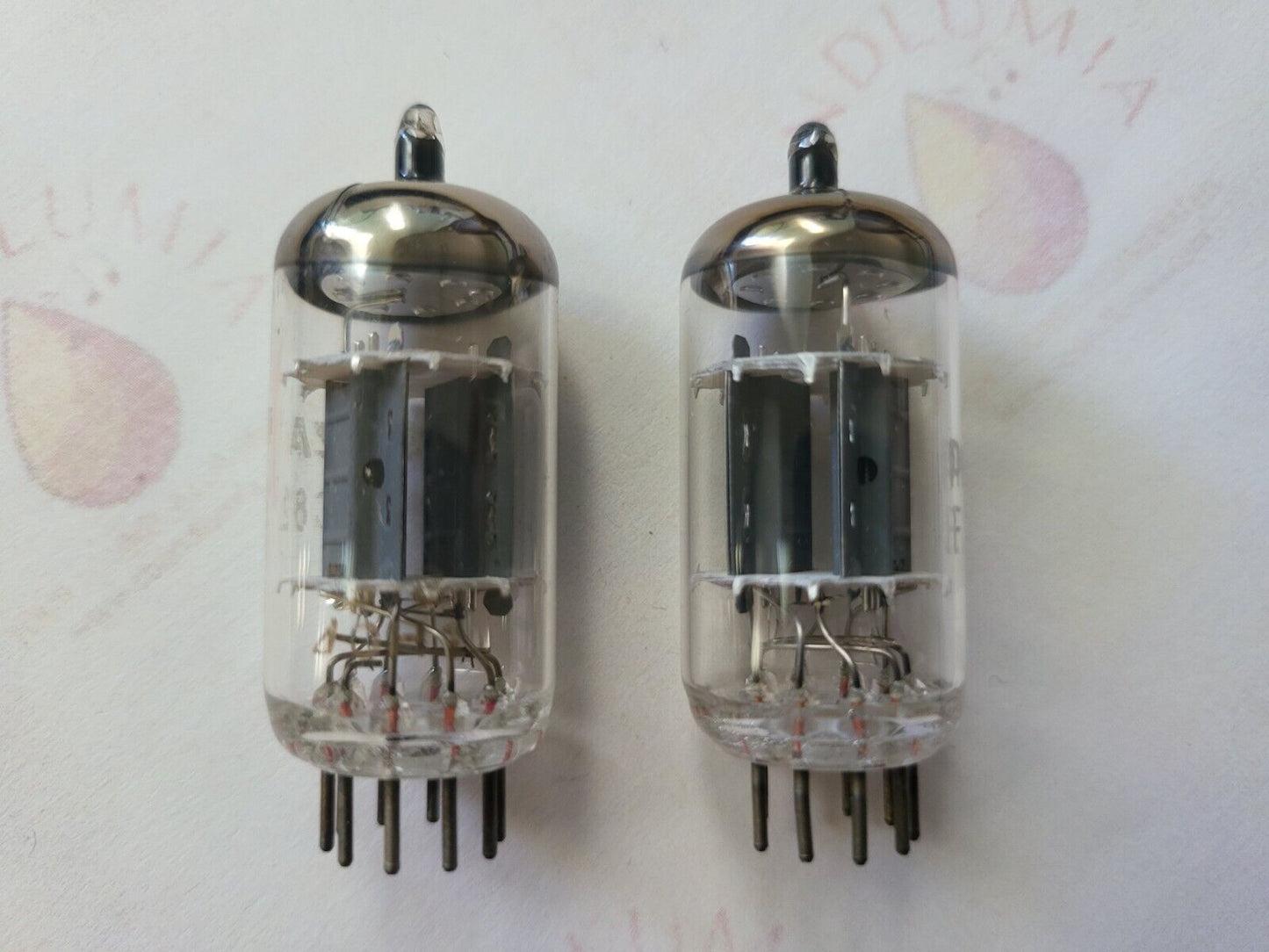 Philips ECC82 12AU7 Matched Pair - Dimple Disc Getter - Holland 1970/71 - NOS