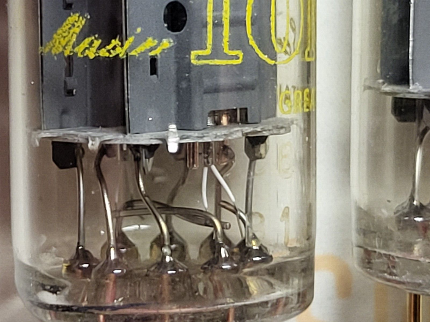Mullard 12DW7 ECC832 10M Master Series - Blackburn