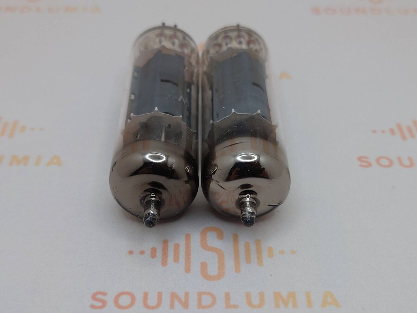 2x Philips EL84 6BQ5 - Valvo Label - Heerlen, NL '70 KM4 - Nahezu NOS