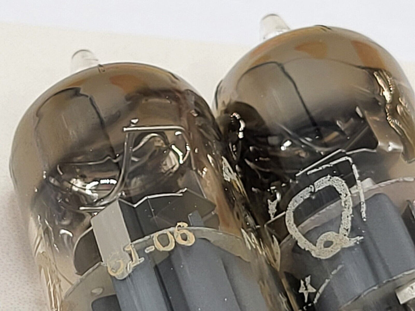 Amperex PQ 6922 = E88CC D-Getter Matched Pair - New York, USA '60 - Fast NOS