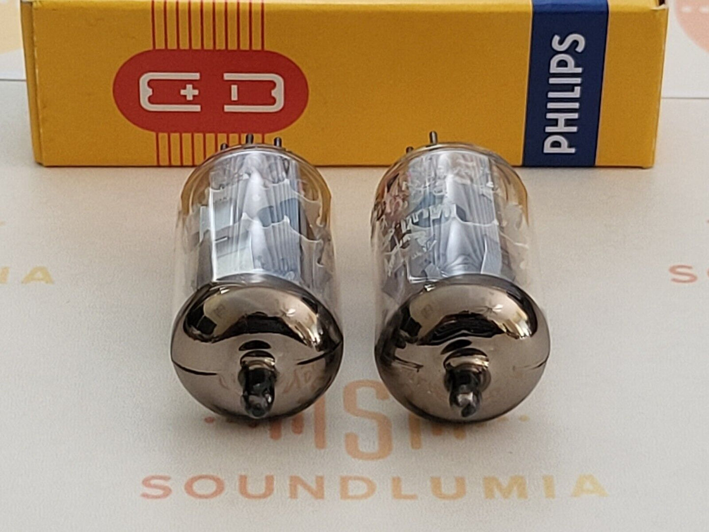 Philips PCC88 7DJ8 Dimple Disc Getter Matched Pair - Heerlen, NL 1972/73 - NOS+