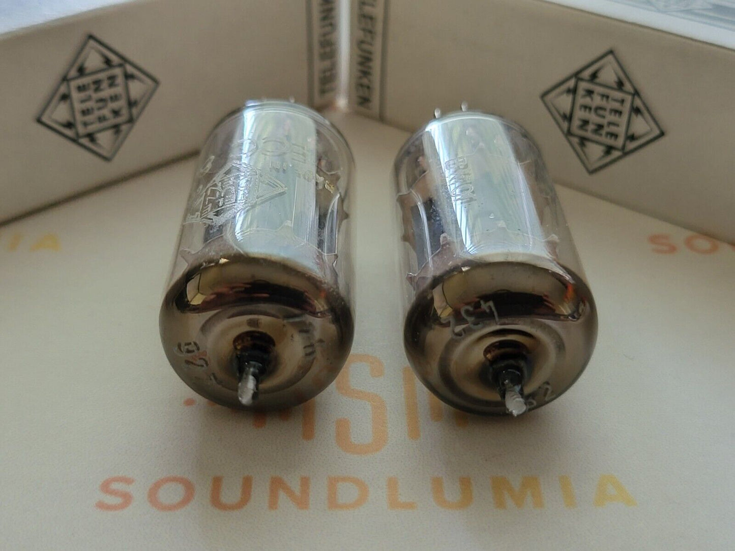 Telefunken ECC83 12AX7 Matched Pair 17mm Ribbed Plates ◇ Base - Berlin 1957