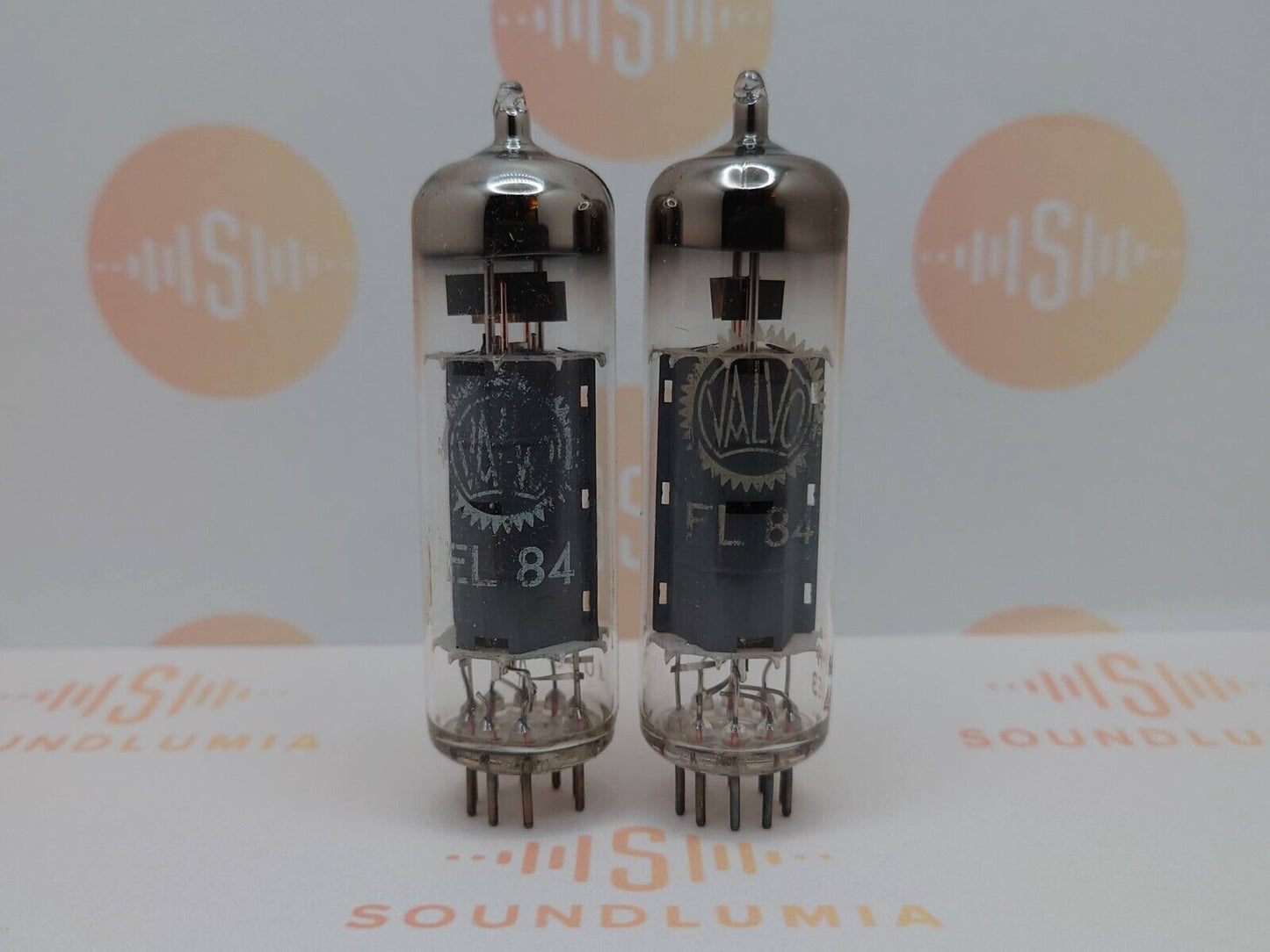 2x Philips EL84 6BQ5 - Valvo Label - Heerlen, NL '70 KM4 - Nahezu NOS