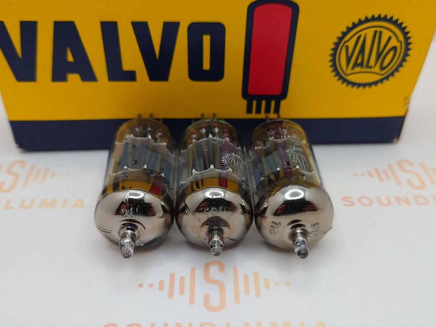 Valvo ECC82 12AU7 O-Getter Short plates Heerlen, NL