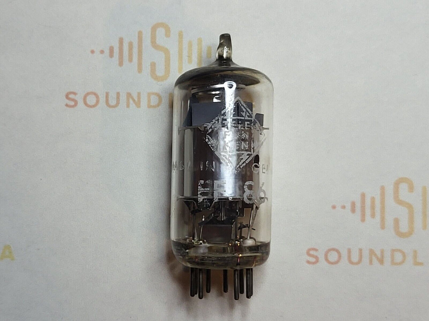 Telefunken EF86 6267 O-getter in Original Box - Diamond Bottom - Ulm 1963 - NOS