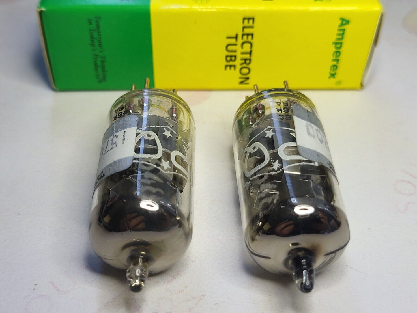 Amperex PQ 7308 = E188CC passendes Paar weißer Aufdruck USA 1966 Tektronix geprüft NOS