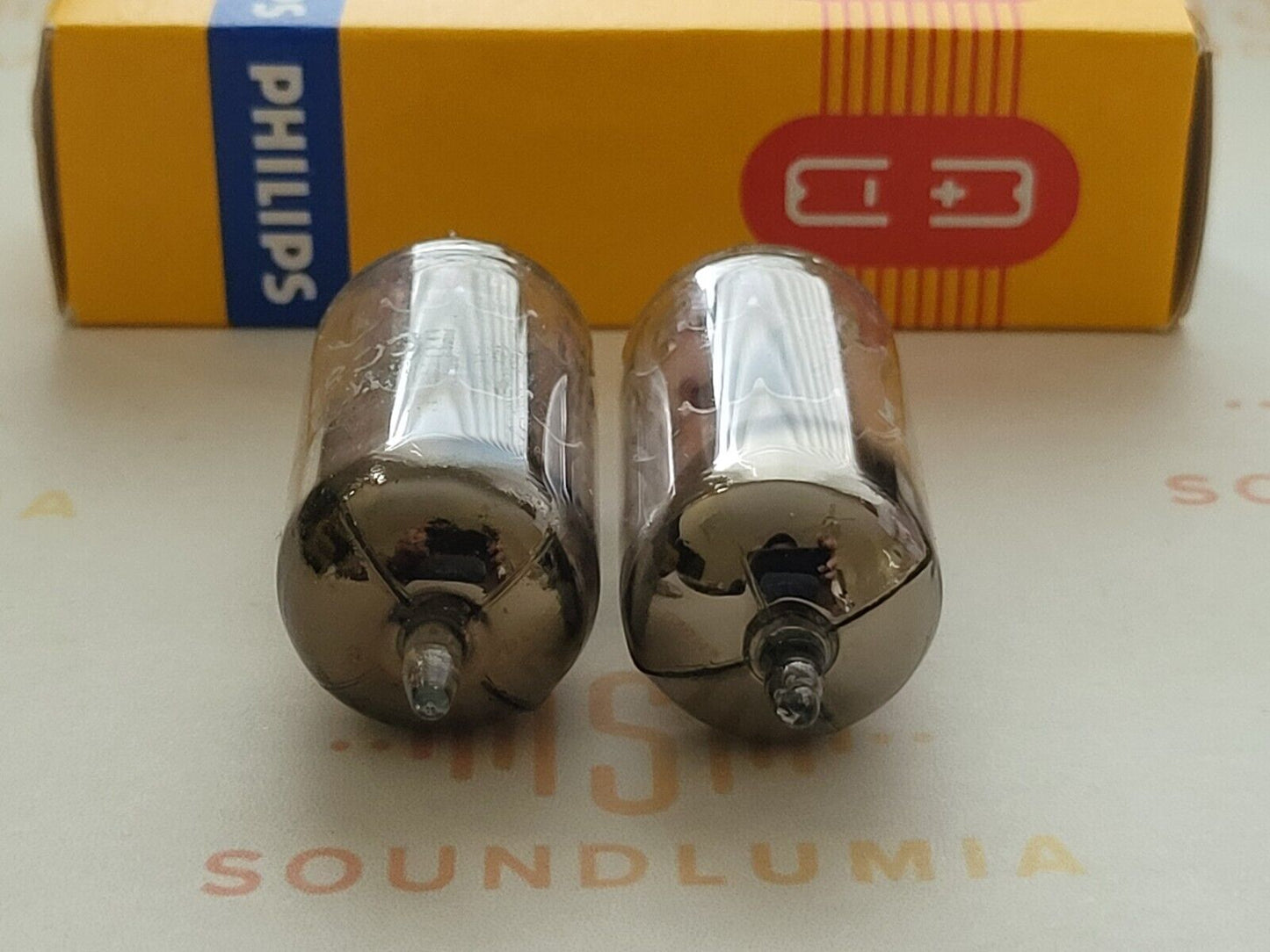 Philips ECC81 12AT7 Foil D-getter Matched Pair - Heerlen 1955 TK1 - Same Code