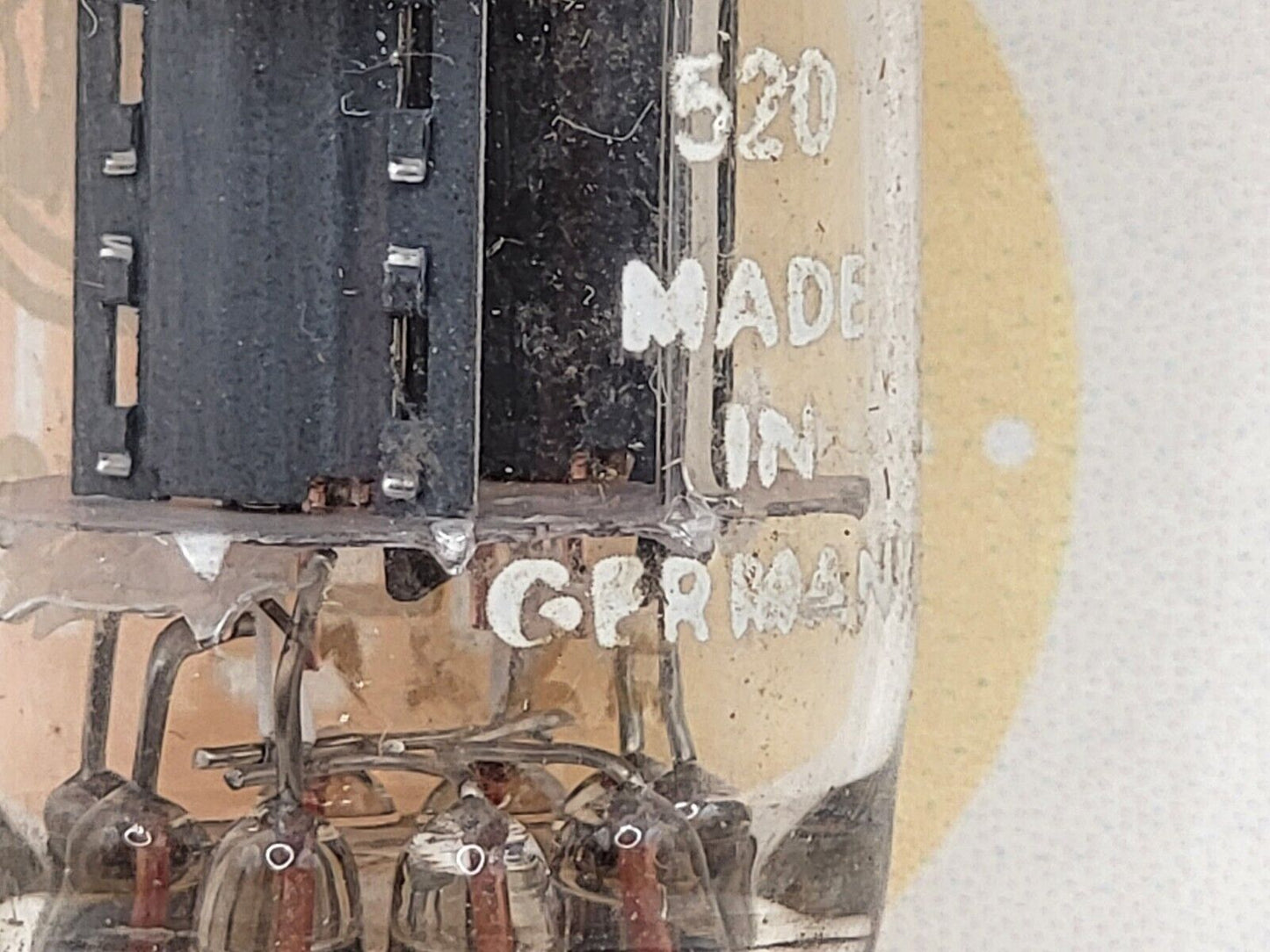 1x Lorenz ECC81 12AT7 - Pre-SEL weißes rundes Logo - Deutschland 1950er - Stark