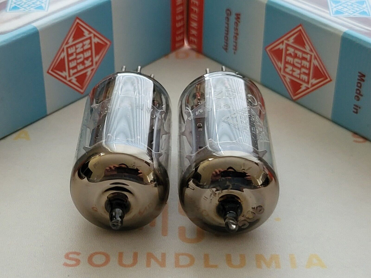 Telefunken ECC82 = 12AU7 Long Smooth Plates Matched Pair ◇ Berlin 1969 - NOS