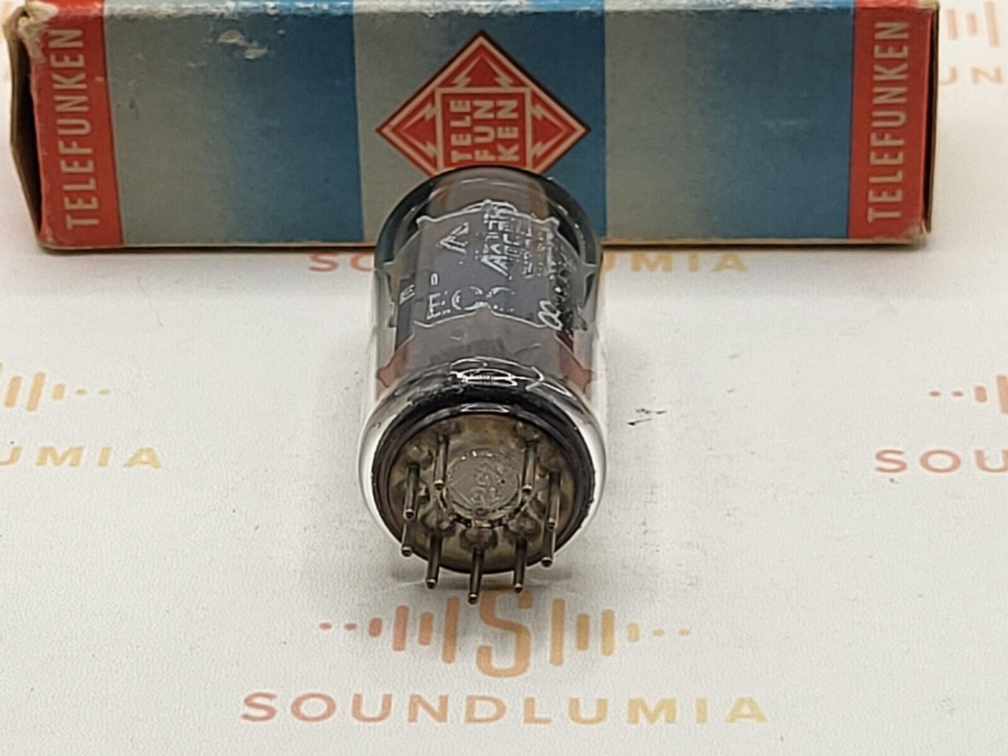 1x Telefunken ECC83 12AX7 Smooth Plates Original Box - Berlin 1961