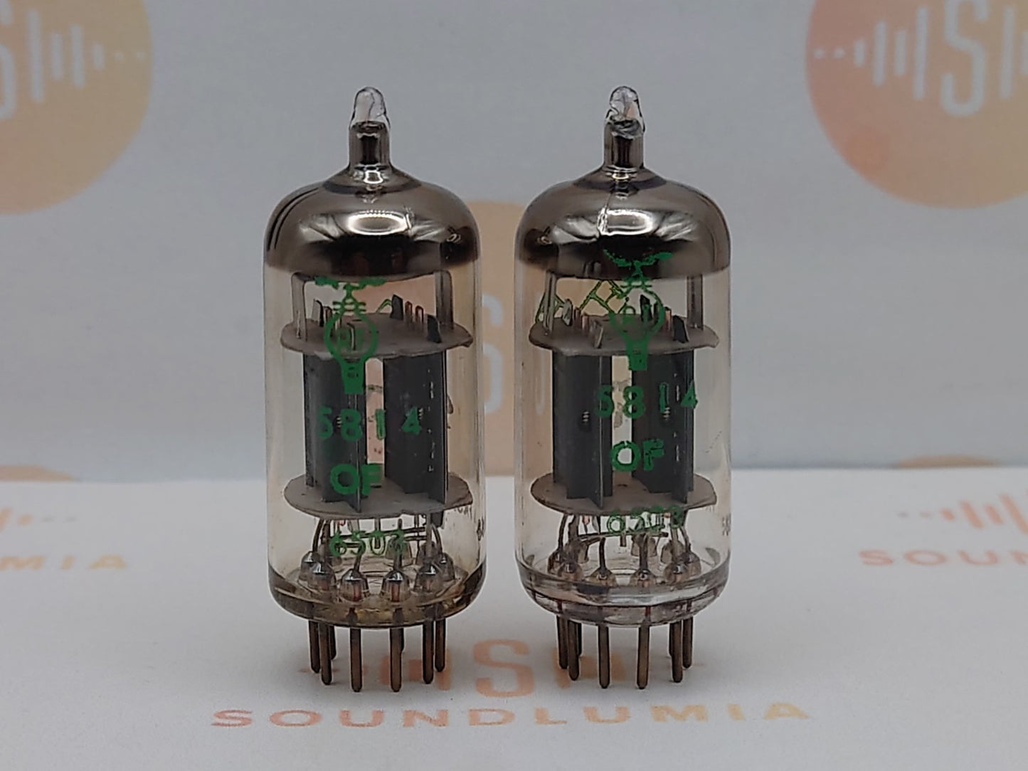 La Radiotechnique 5814 12AU7 ECC82 vintage vacuum tubes O-getter Suresnes France 1964 matched pair near NOS