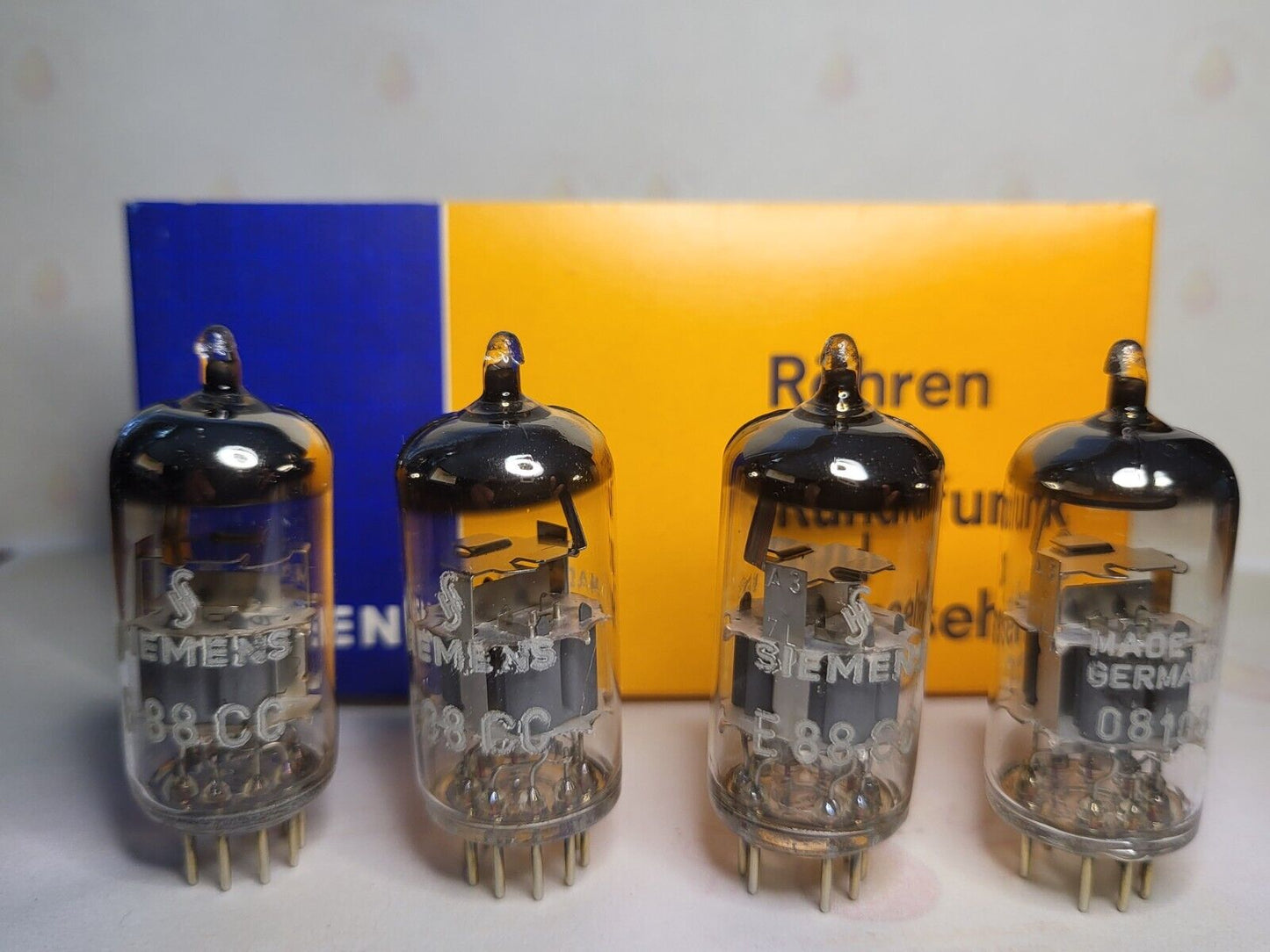 Siemens E88CC Silver Shield Dual Stage O-Getter Matched Quad - Munich A3 7L -NOS