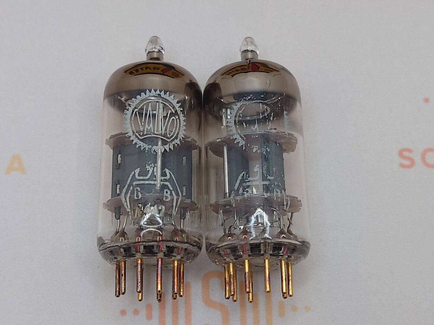 2x Valvo 6201 O-Getter BWB Falcon - Hamburg '59 - gleicher Code - fast NOS
