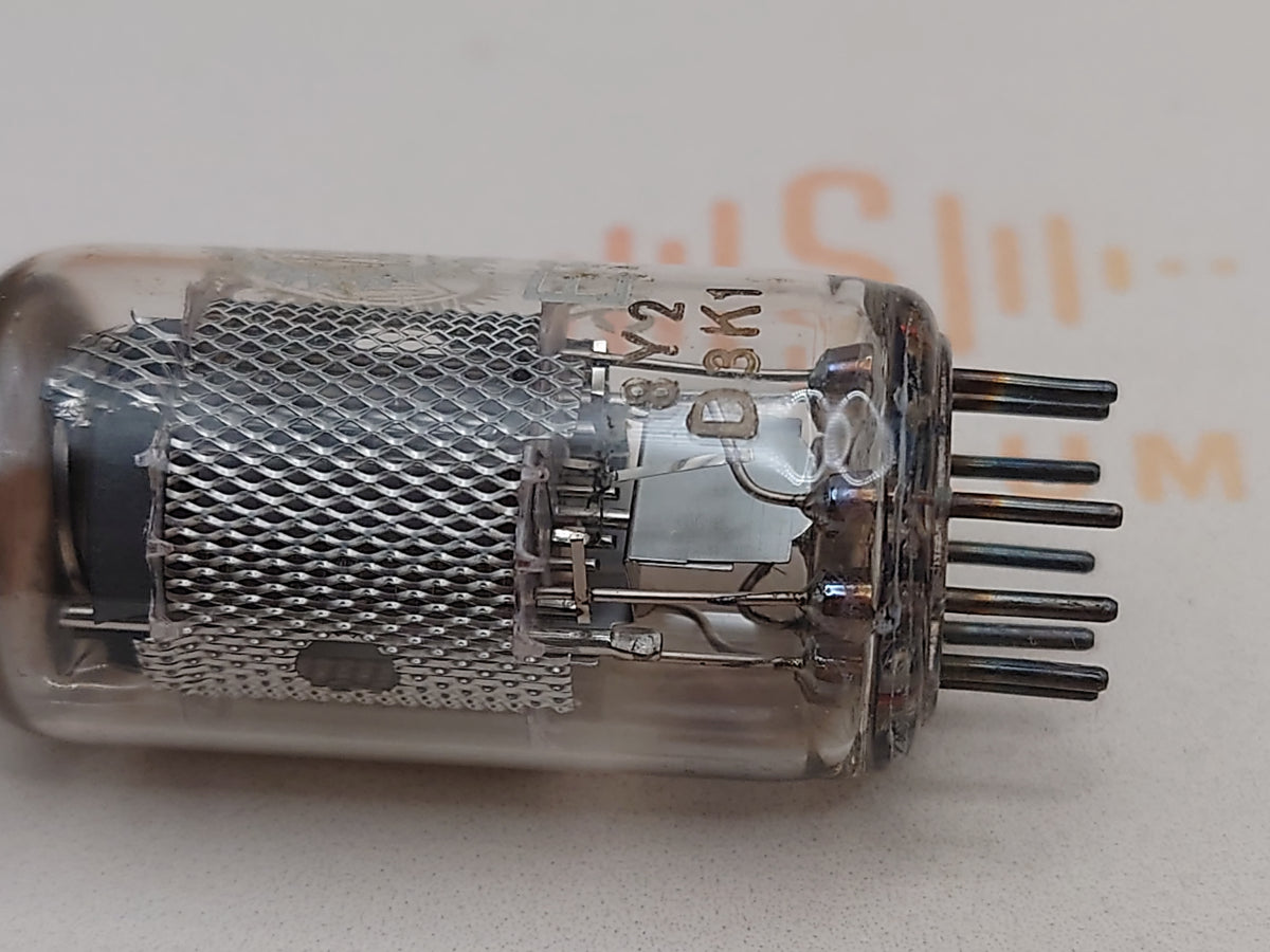 Valvo EF86 6267 vacuum tube with Mesh Plate and O-Getter, image 109