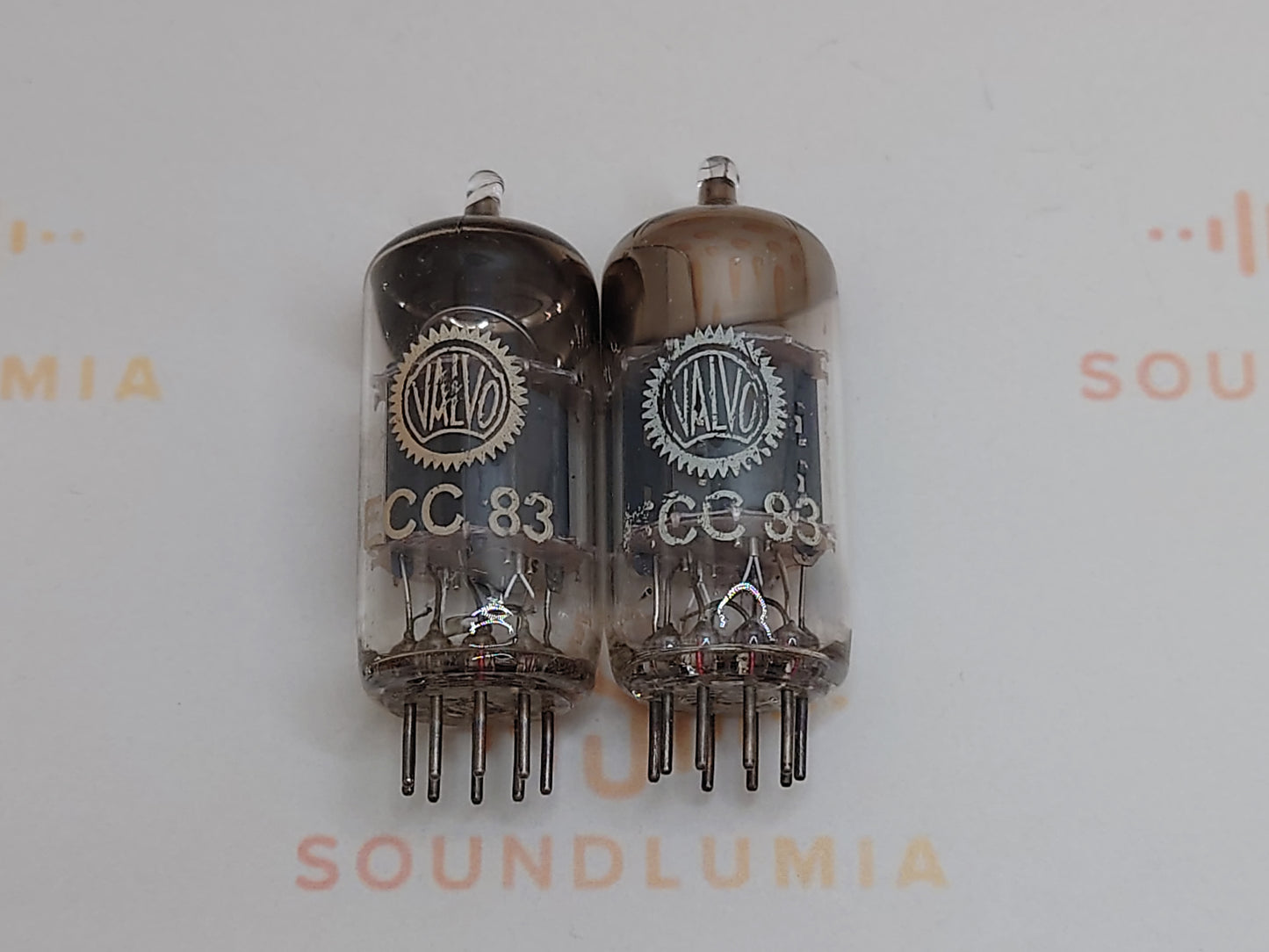 Valvo ECC83 12AX7 Short Plates Angled Getter