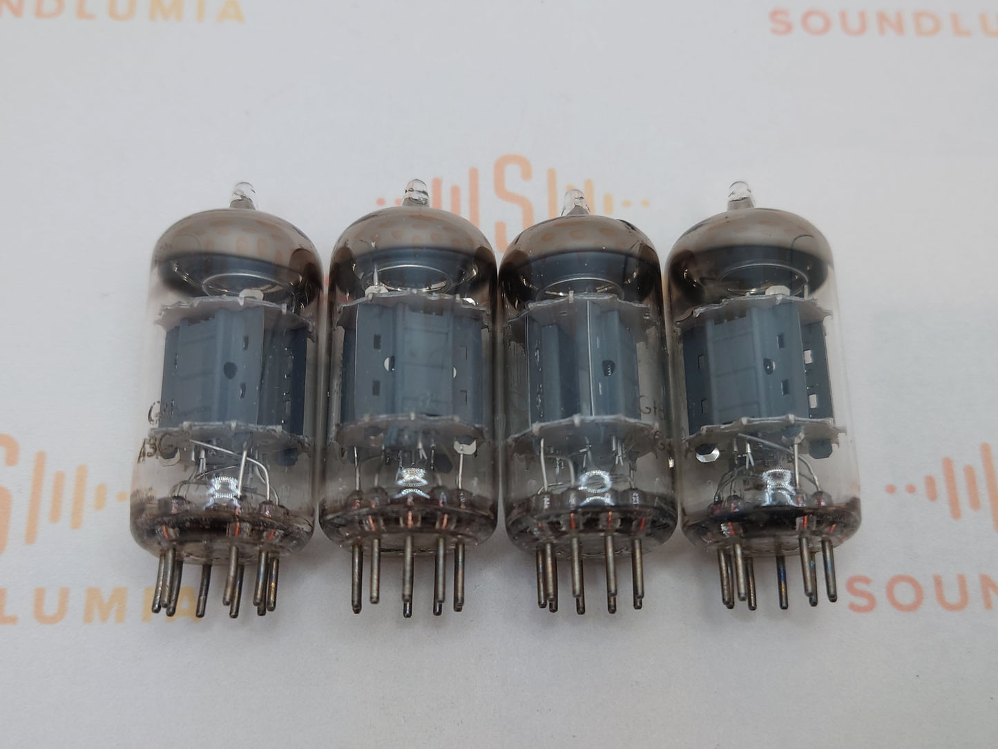 Valvo ECC82 12AU7 O-Getter Short plates Heerlen, NL