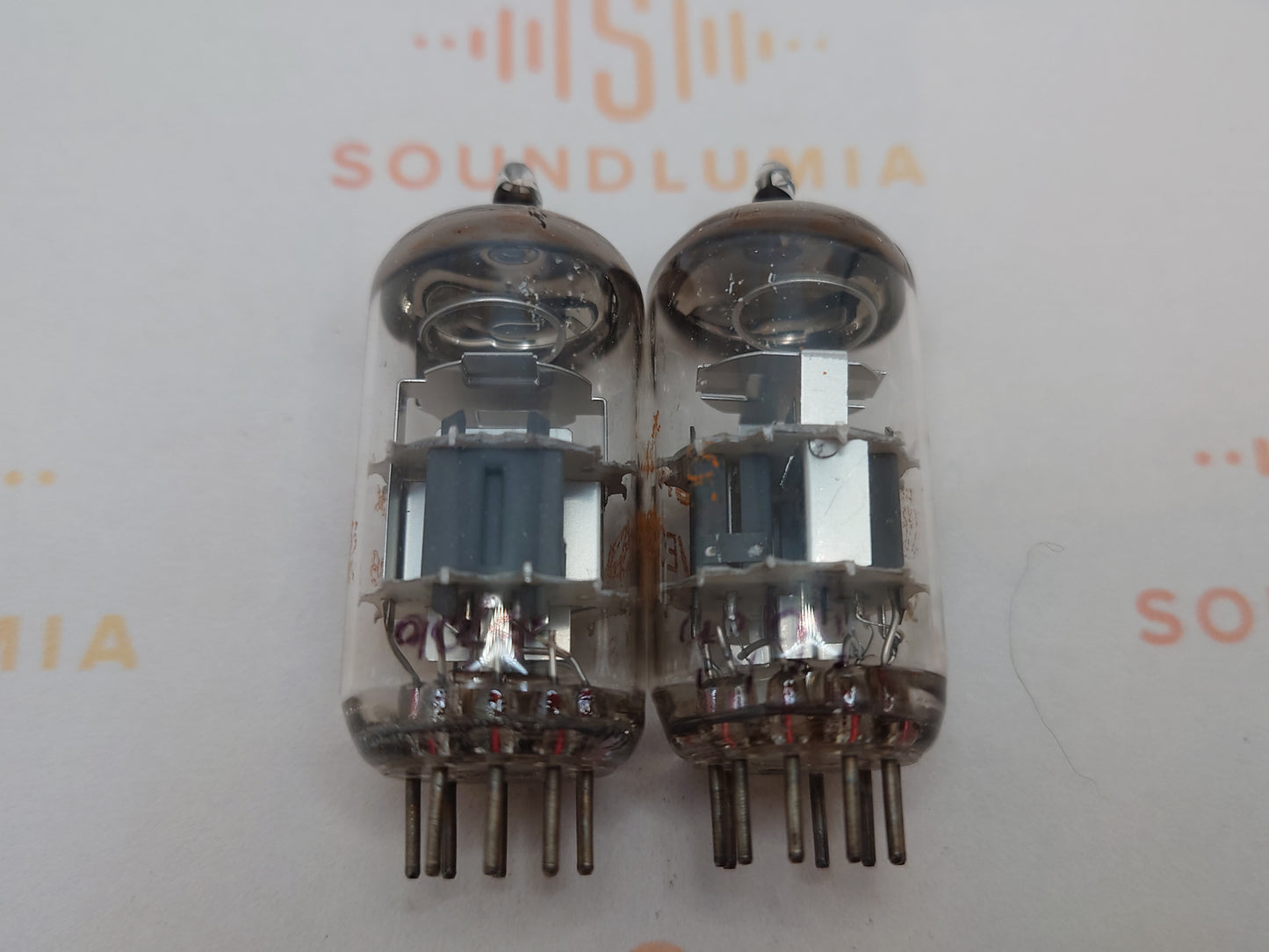 Amperex ECC88 6DJ8 Orange Globe Matched Pair O-getter - Heerlen 1968 - Test NOS
