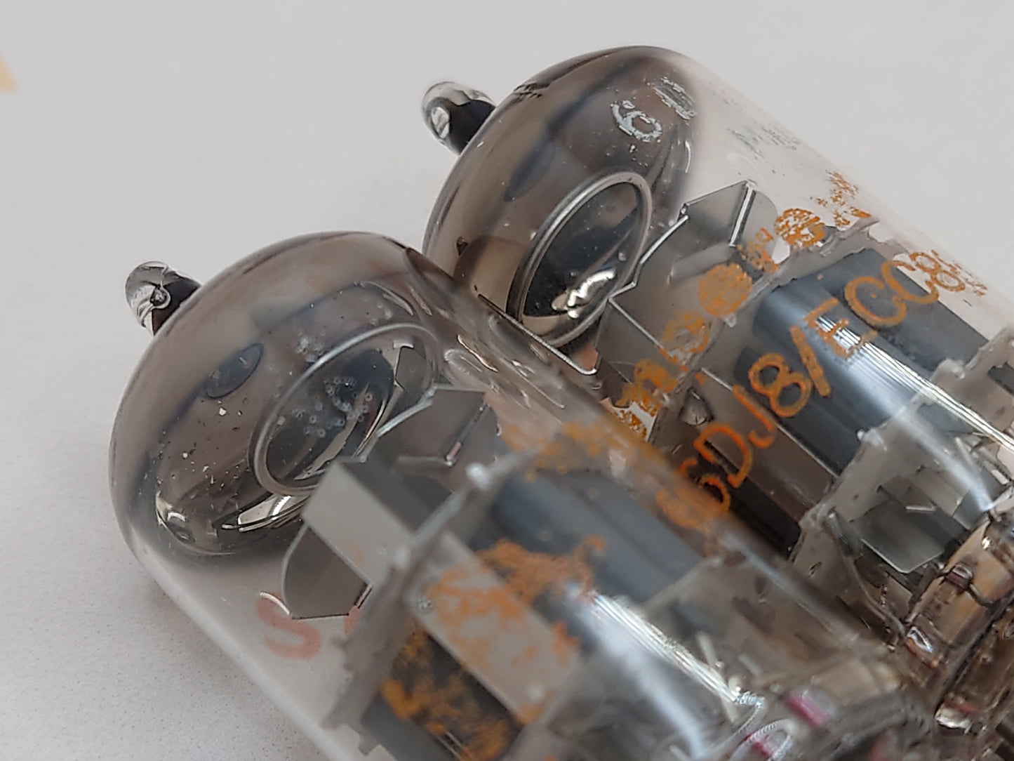 Amperex ECC88 6DJ8 Orange Globe Matched Pair O-getter - Heerlen 1968 - Test NOS