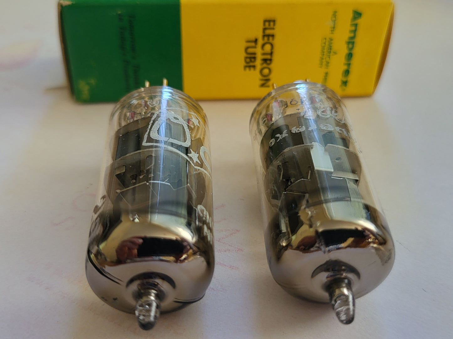 Amperex Holland 6922 E88CC D-Getter Matched Pair – 7L4 ⊿9F – Heerlen 1959 – NOS