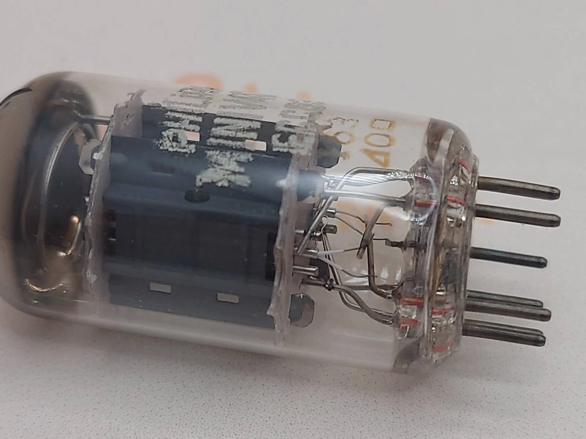 Philips ECC83 12AX7 Piastre Corte O-getter - Heerlen