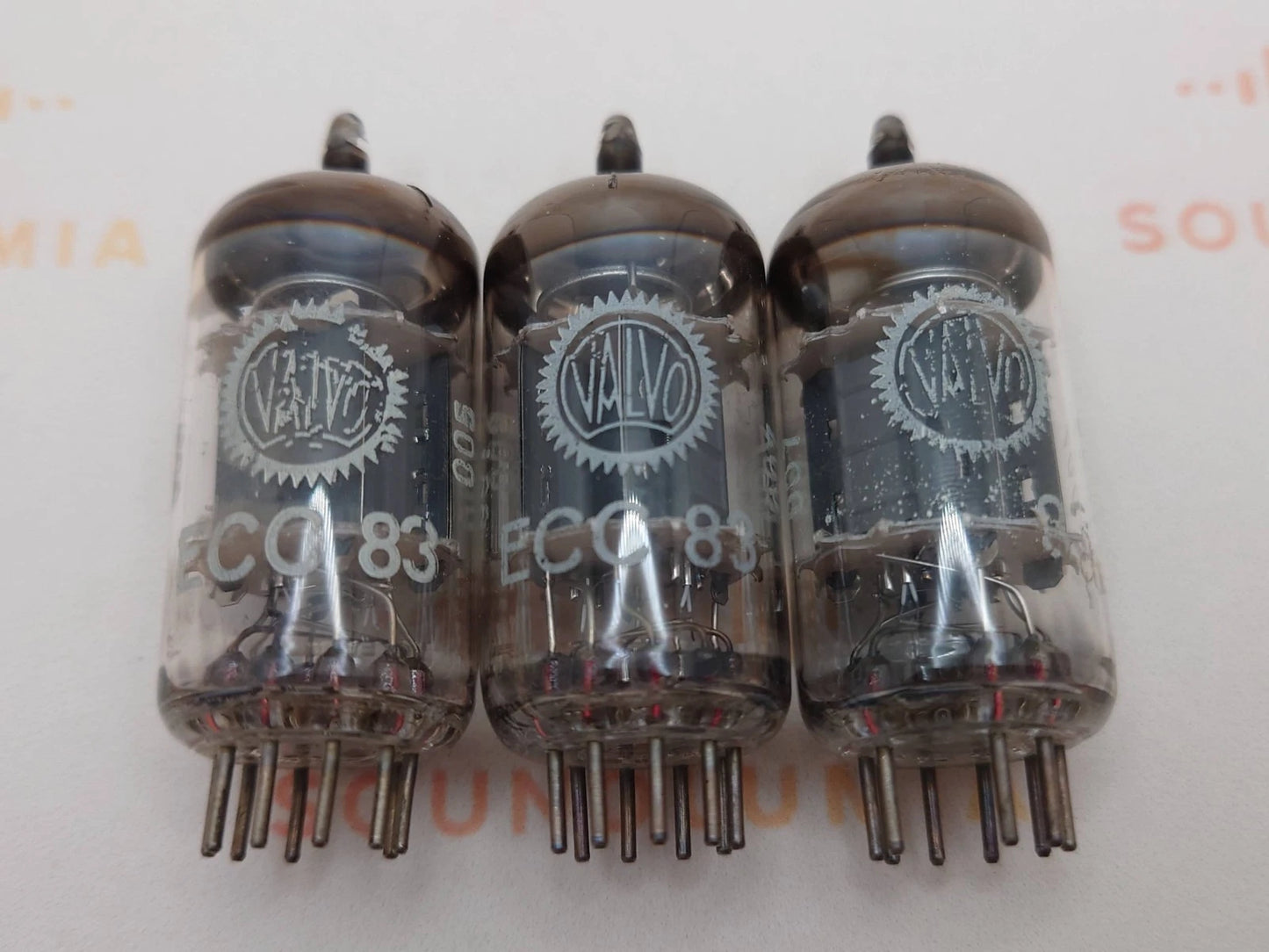 Valvo ECC83 Short Plates O-getter - Heerlen