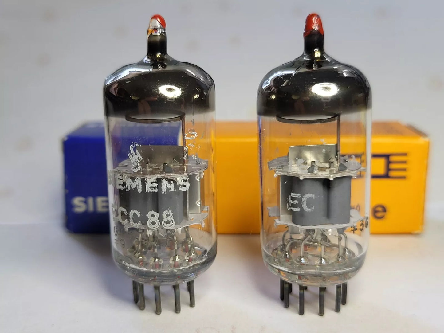 Siemens ECC88 6DJ8 - Munich