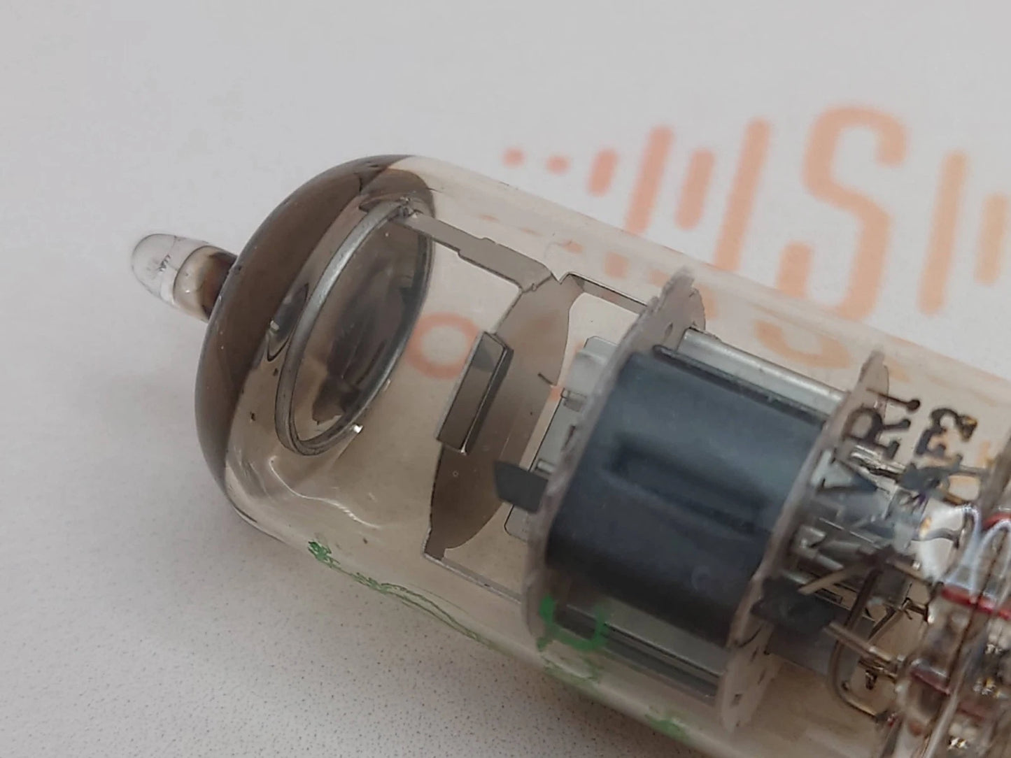 La Radiotechnique 7308 E188CC O-getter - Suresnes