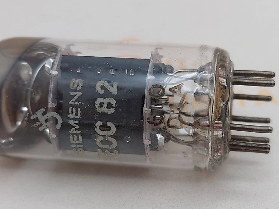 Valvo Hamburg ECC82 Short Plates 30° O-Getter