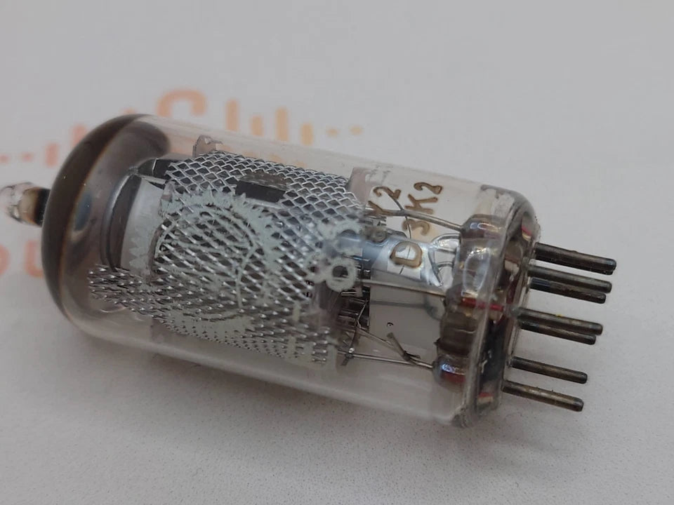 Valvo EF86 6267 vacuum tube with Mesh Plate and O-Getter, image 62