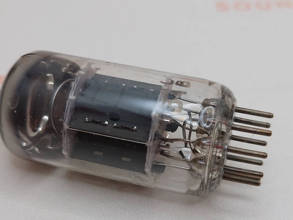 Valvo Hamburg ECC82 Short Plates 30° O-Getter