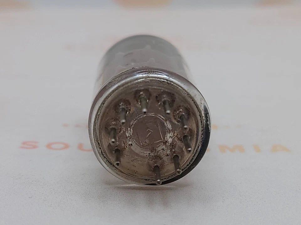 Telefunken ECC81 12AT7 O-getter ◇ Fondo – Berlino