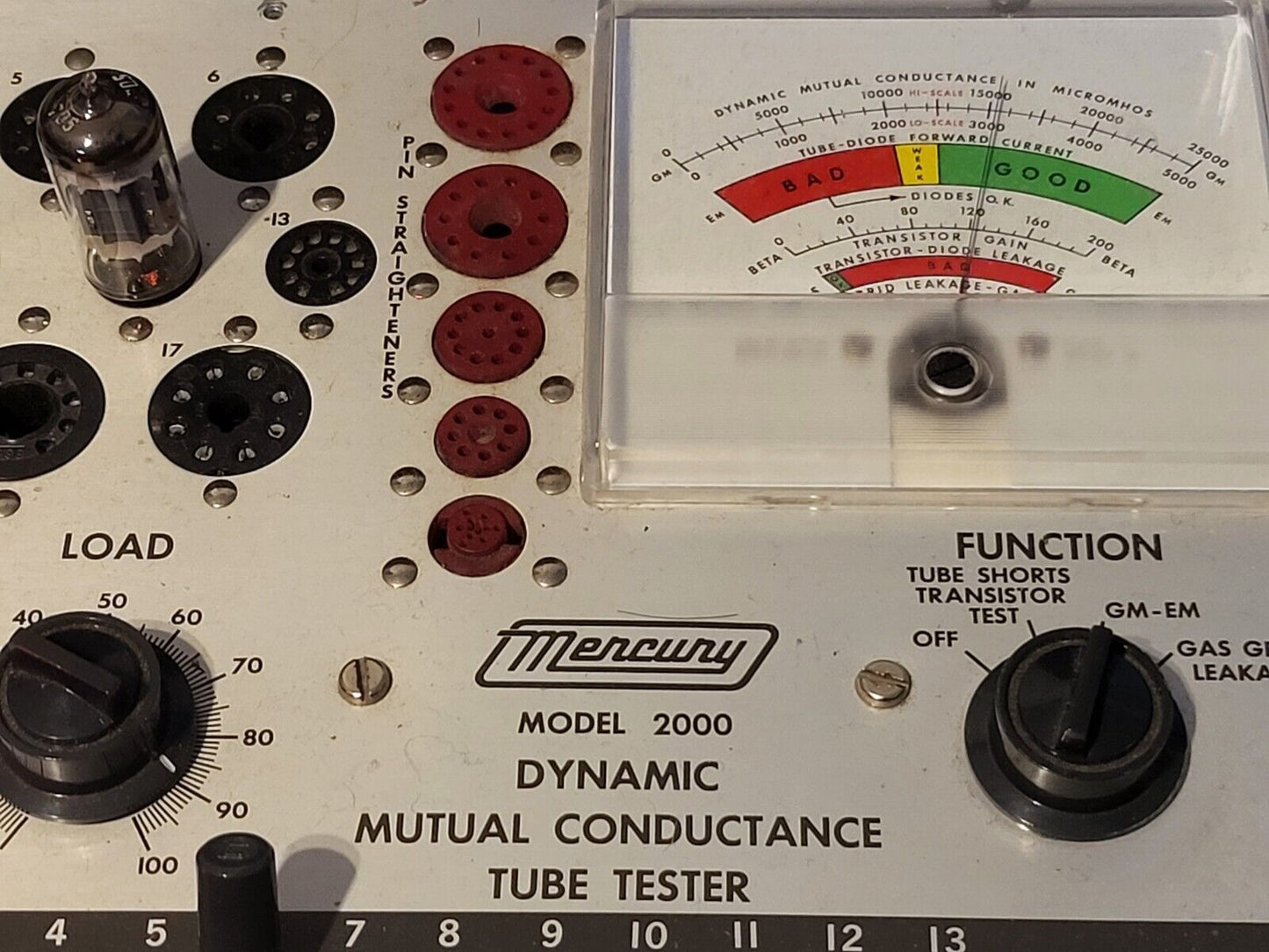 Telefunken ECC82 Röhren, gerippte Platten, passendes Paar – Berlin 1955 – gleicher Code – NOS