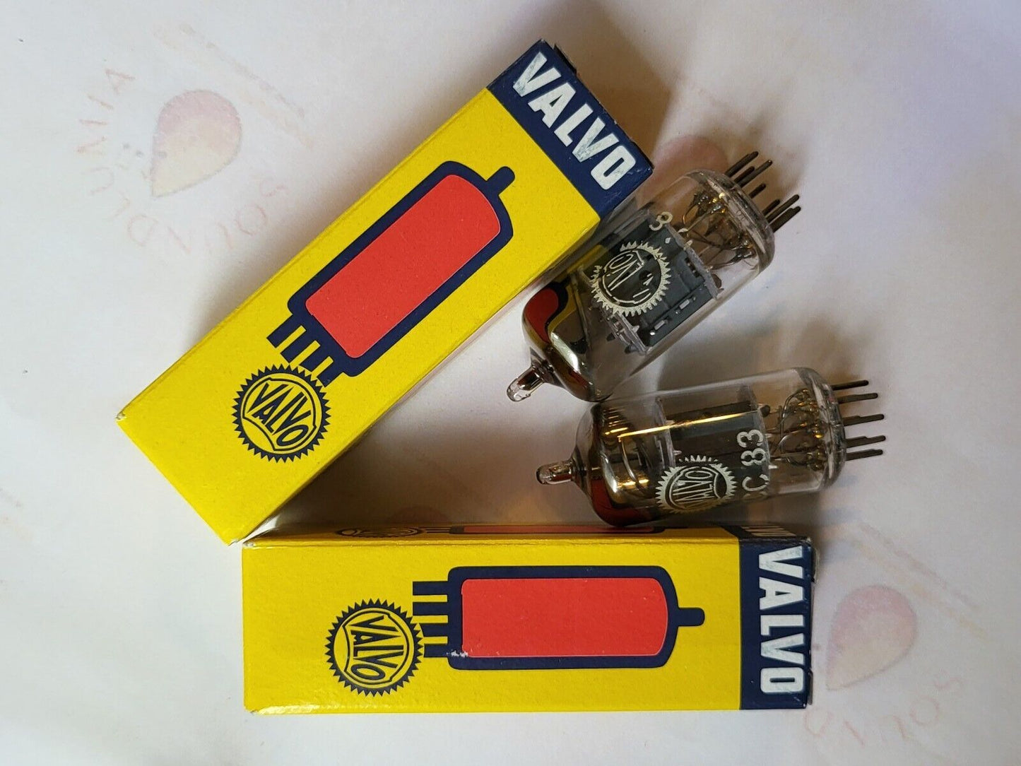 Valvo ECC83 12AX7 Short Plates Angled Getter