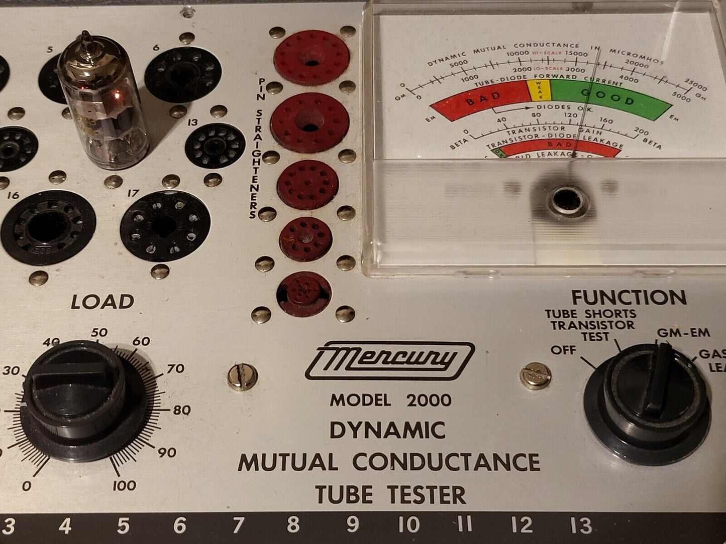 Tesla E88CC 6922 Audioröhren, passendes Paar mit Goldstiften – Tschechoslowakei 1971 – NOS