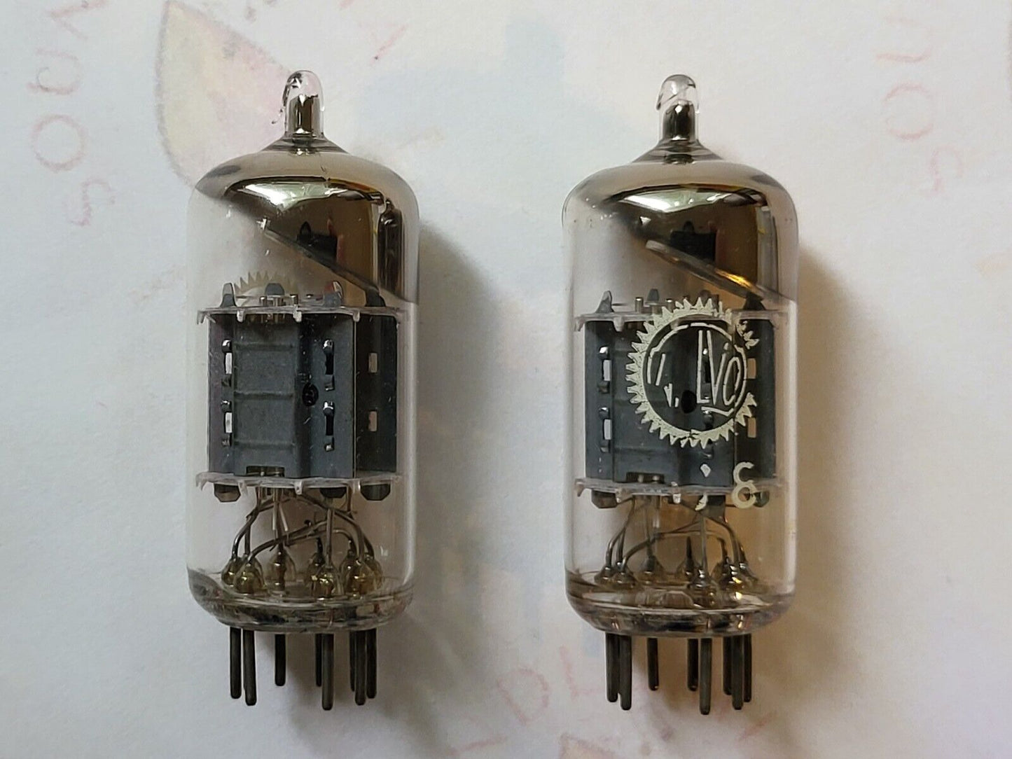 Valvo ECC83 12AX7 Short Plates Angled Getter