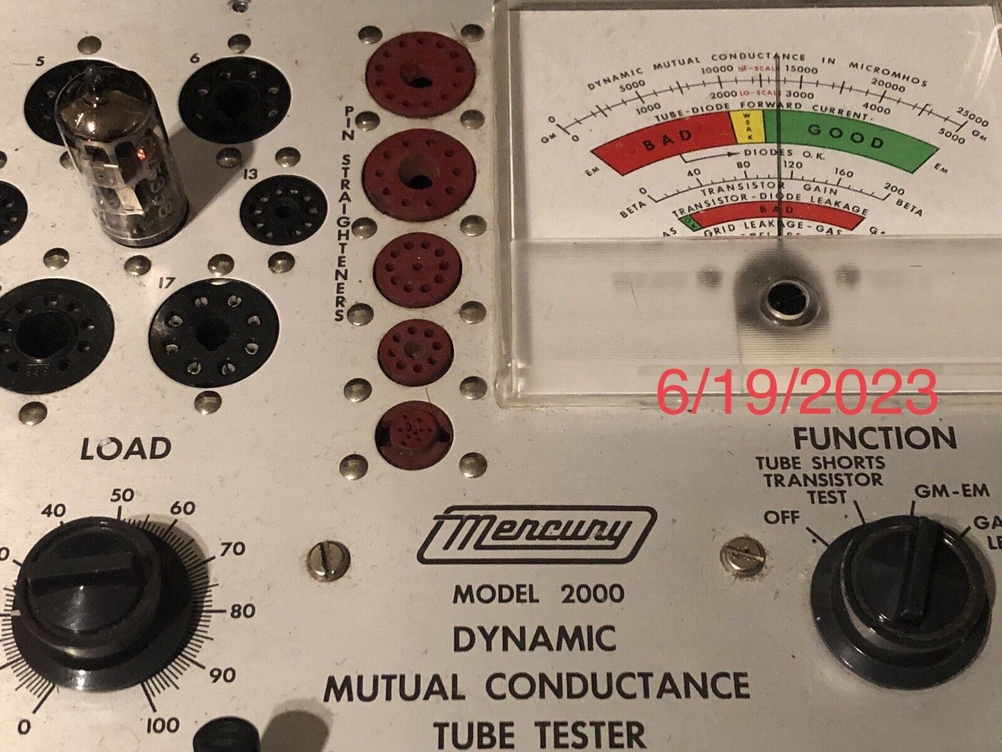 Mullard CV5358 6DJ8 ECC88 Militärröhren, passendes Paar – Blackburn 1965 – NOS
